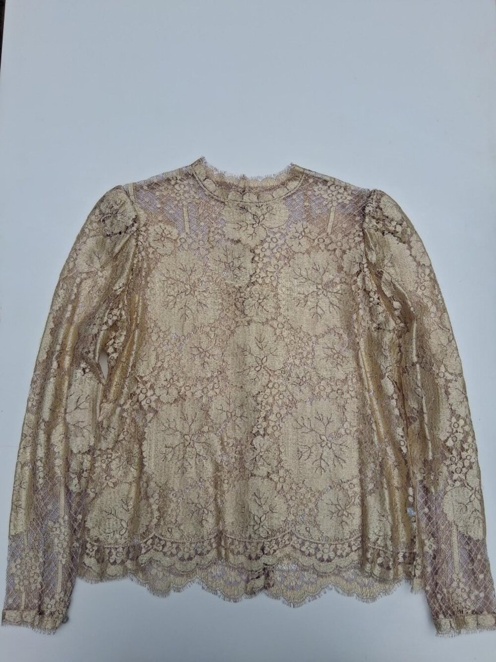 Vintage women's lace button-down long-sleeve blouse, cream (size M)